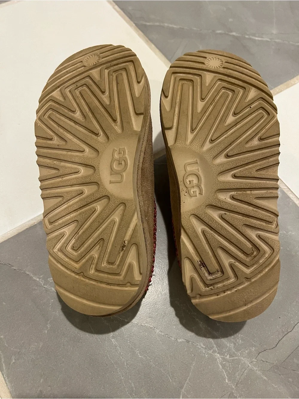 Girls Ugg Tasman II Slippers